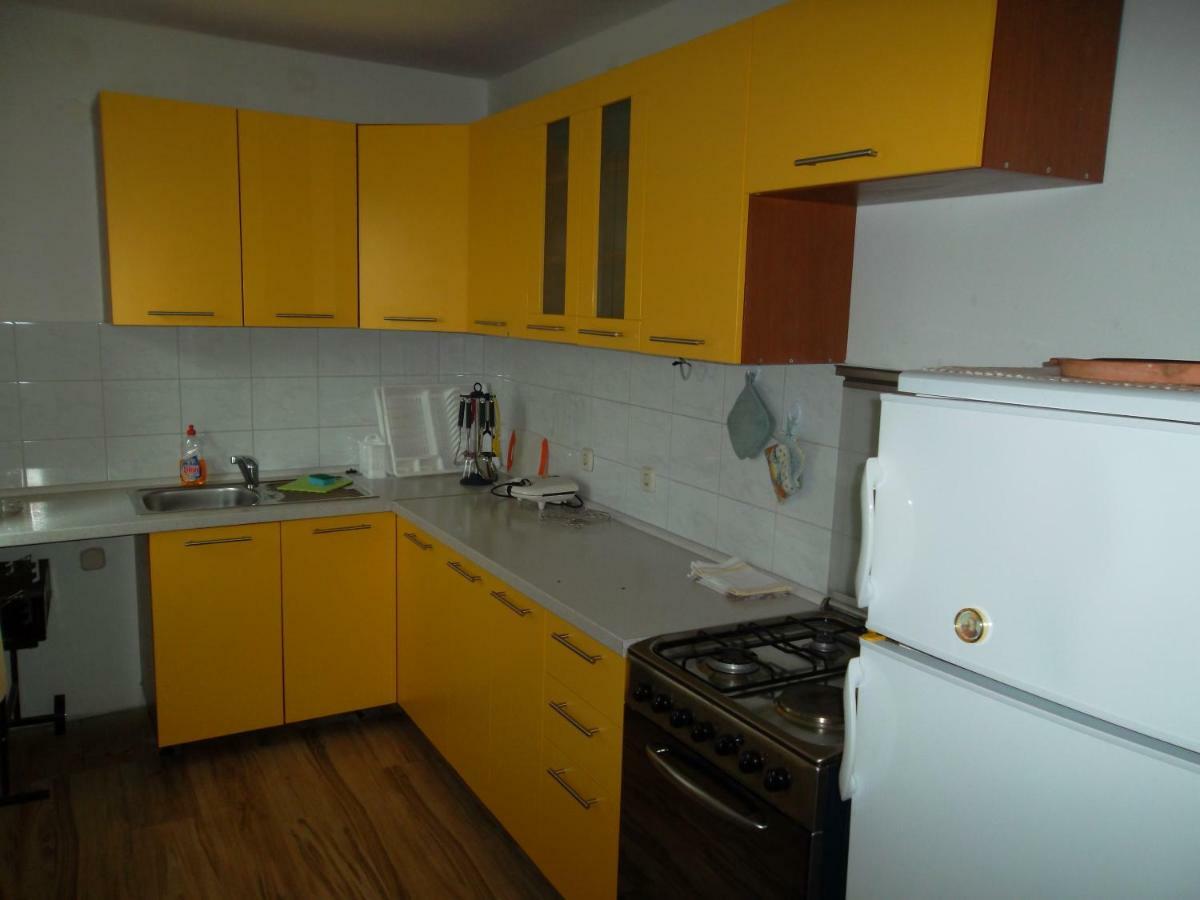 Hodak Apartment Nerezine Exterior foto