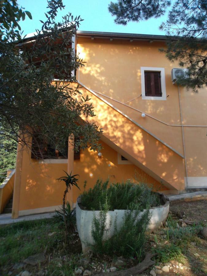 Hodak Apartment Nerezine Exterior foto