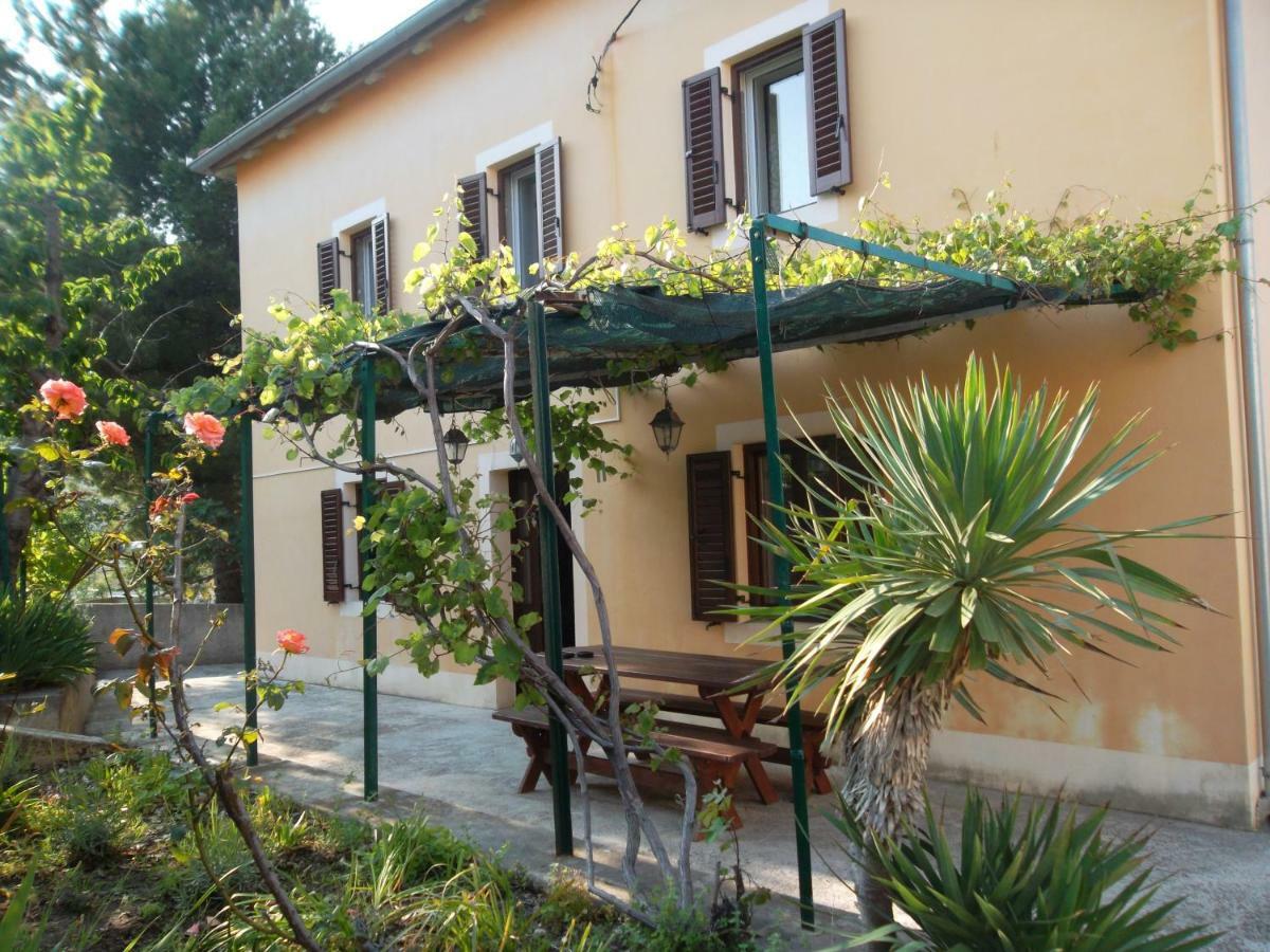 Hodak Apartment Nerezine Exterior foto